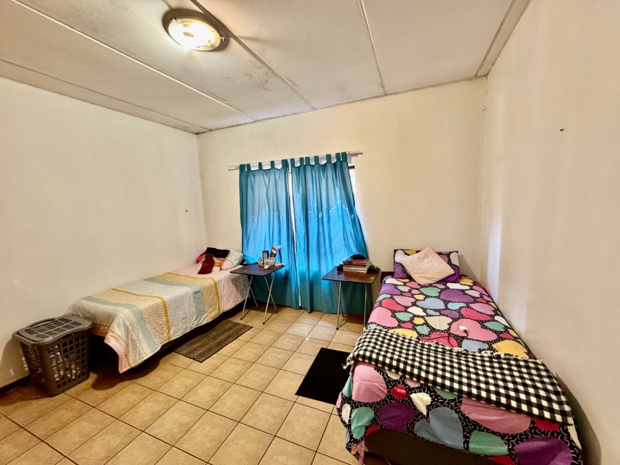 2 Bedroom Property for Sale in Potchefstroom North West